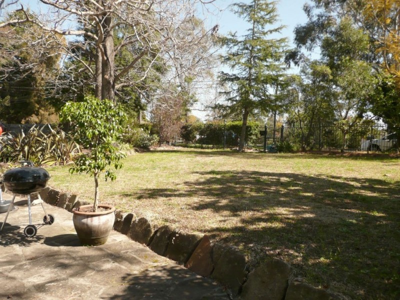 152  Kissing Point Rd, Turramurra NSW 2074