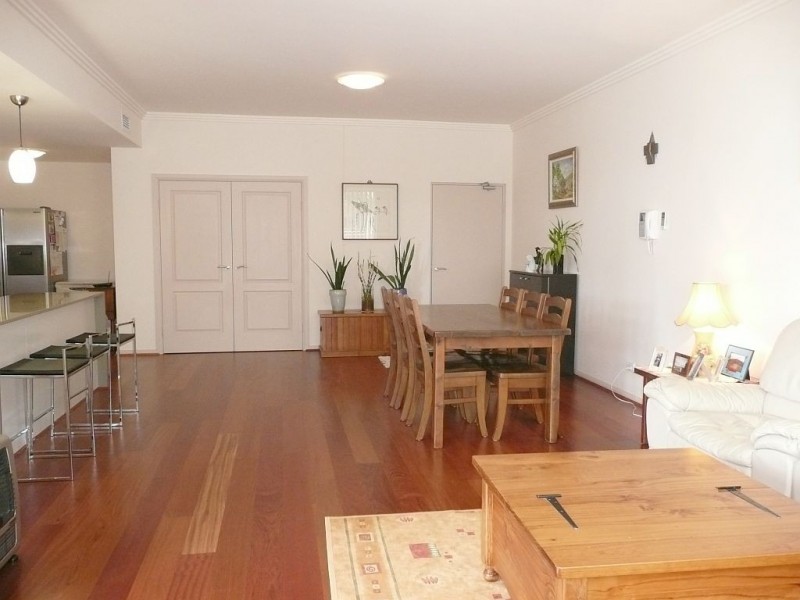 18/4-8 Bobbin Head Rd, Pymble NSW 2073