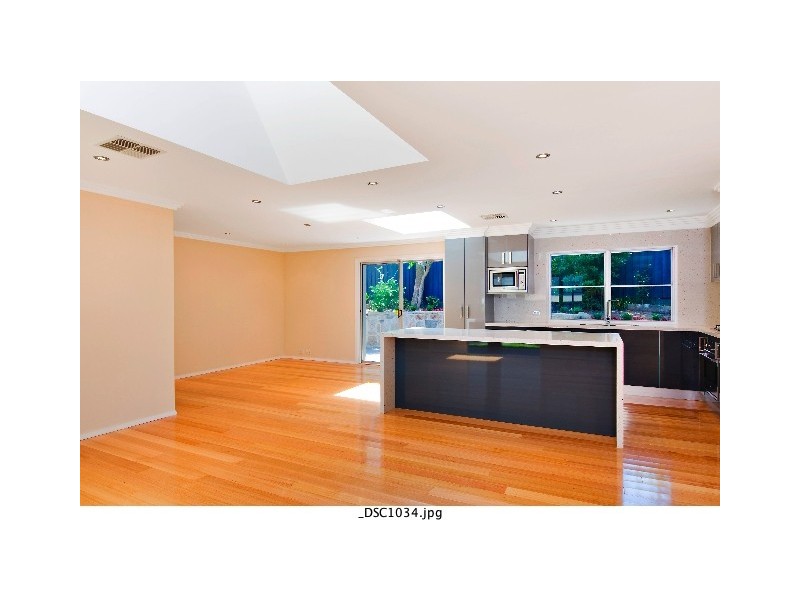 1 Putarri Ave, St Ives NSW 2075