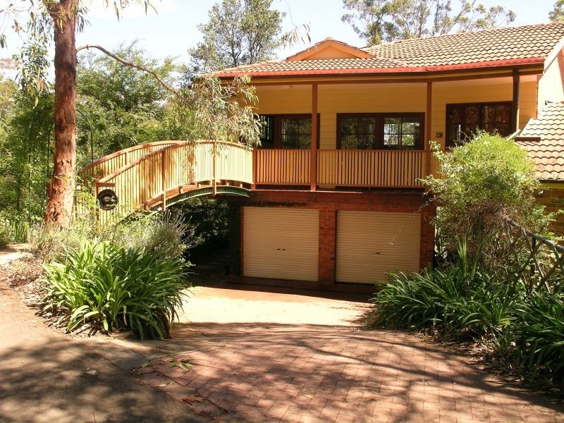 36 Finlay Rd, Turramurra NSW 2074