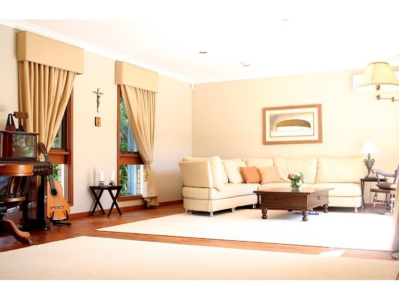 4  Bowen Ave, Turramurra NSW 2074