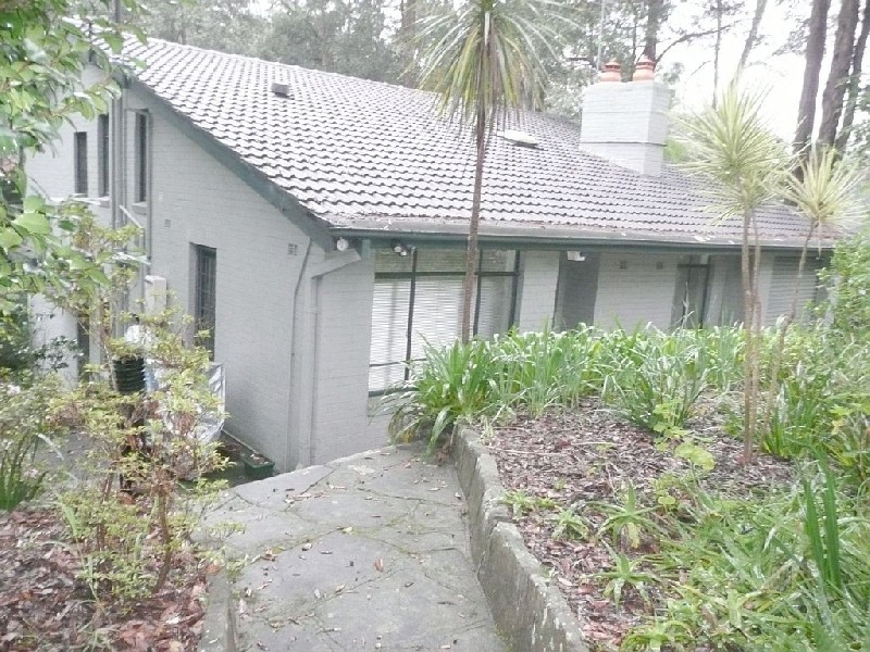 50 Livingstone Ave, Pymble NSW 2073