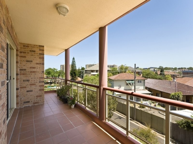 5 17-19 Chapel St, Rockdale NSW 2216