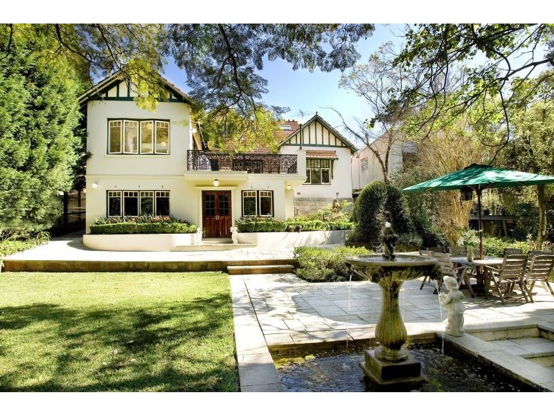 9  Valley Rd, Lindfield NSW 2070