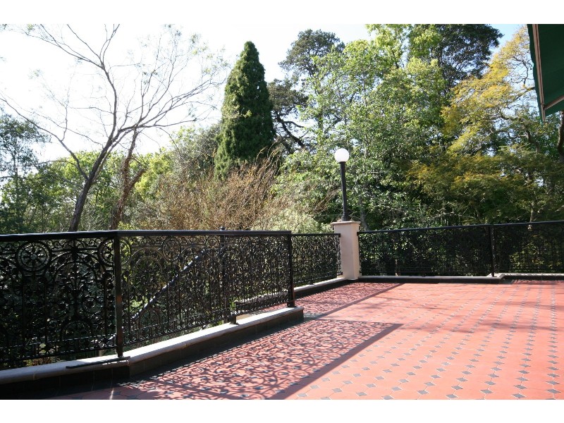 9  Valley Rd, Lindfield NSW 2070