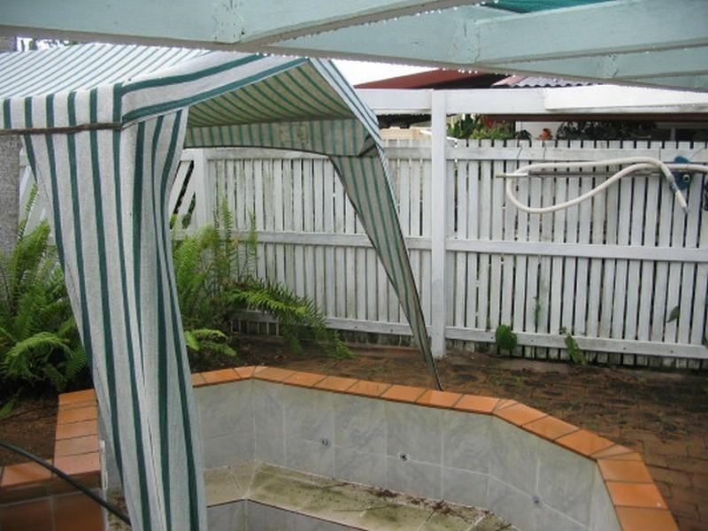 Buxton QLD 4660