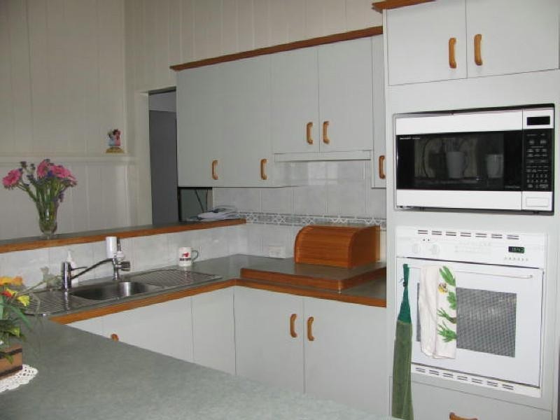 26 Broadhurst Street, Childers QLD 4660