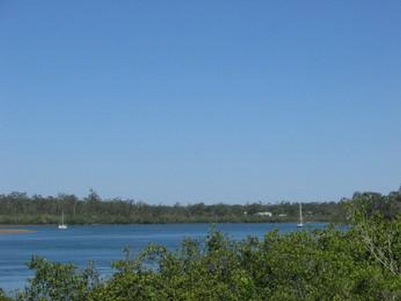 Buxton QLD 4660