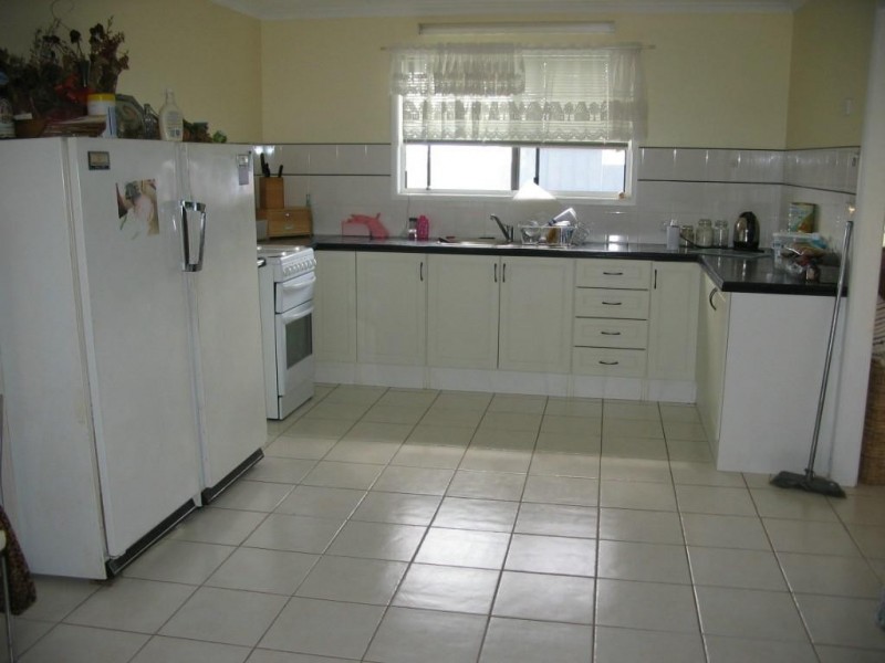 Buxton QLD 4660