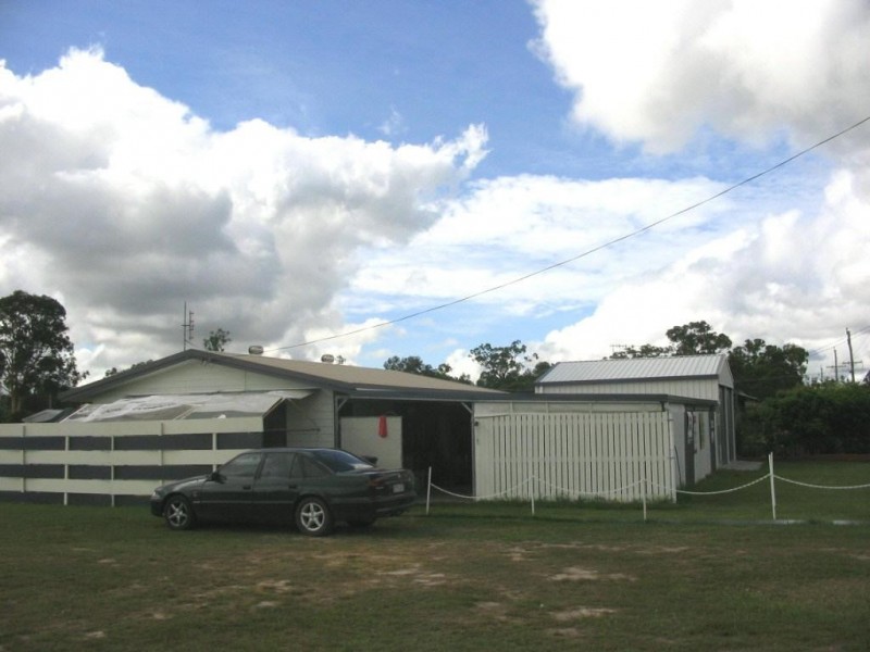 Buxton QLD 4660