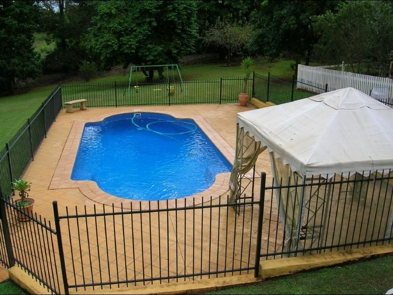 14 Taylor Street, Childers QLD 4660