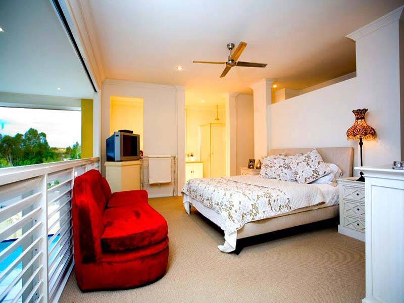 8 Starboard Avenue, Noosaville QLD 4566