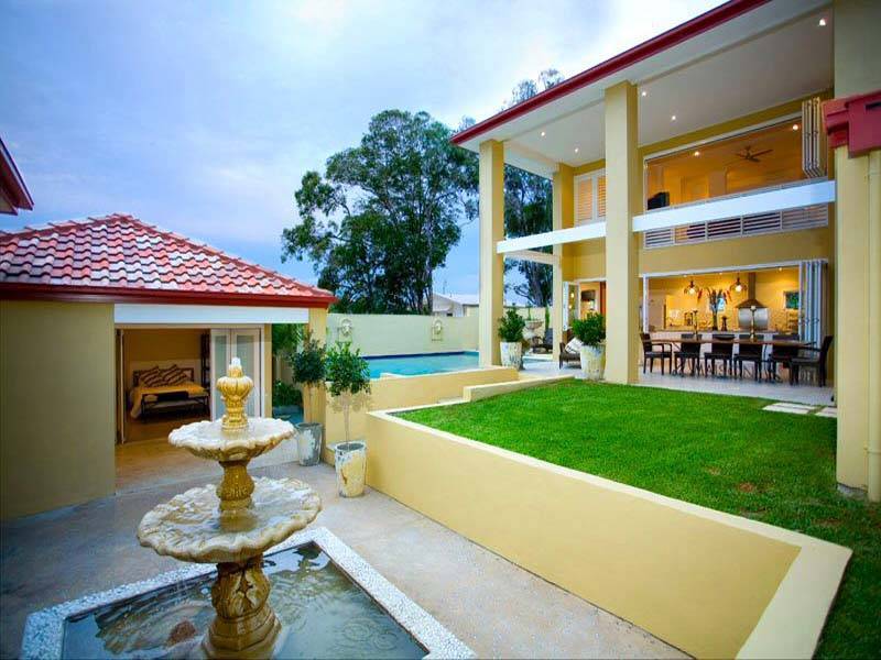 8 Starboard Avenue, Noosaville QLD 4566