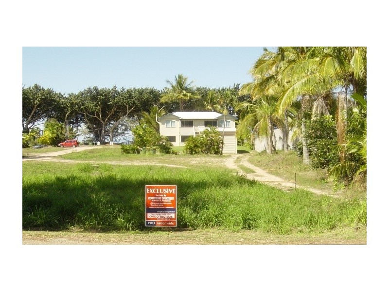 39 Picnic Street, Magnetic Island QLD 4819