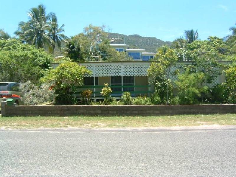 12 The Esplanade, Magnetic Island QLD 4819