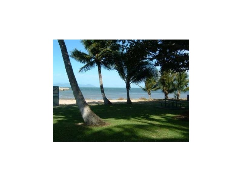 10 The Esplanade, Nelly Bay QLD 4819