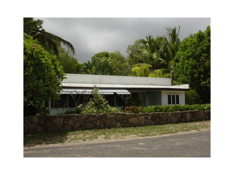 10 The Esplanade, Nelly Bay QLD 4819