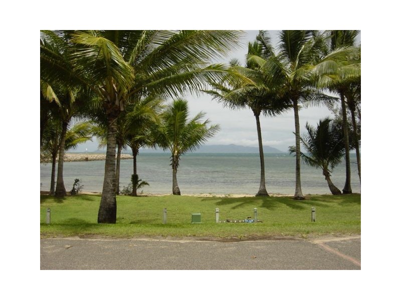 10 The Esplanade, Nelly Bay QLD 4819