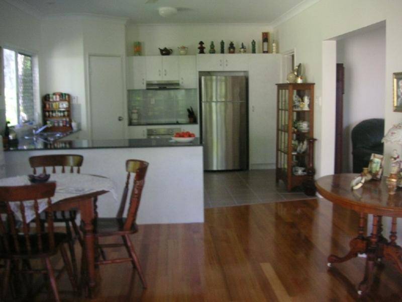 14 Bottiger Street, Magnetic Island QLD 4819