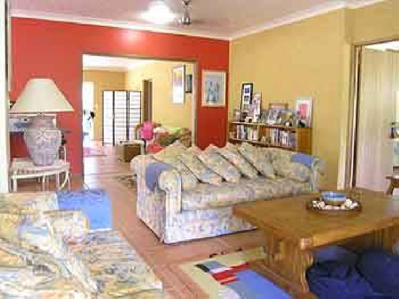 27 Corica Crescent, Magnetic Island QLD 4819