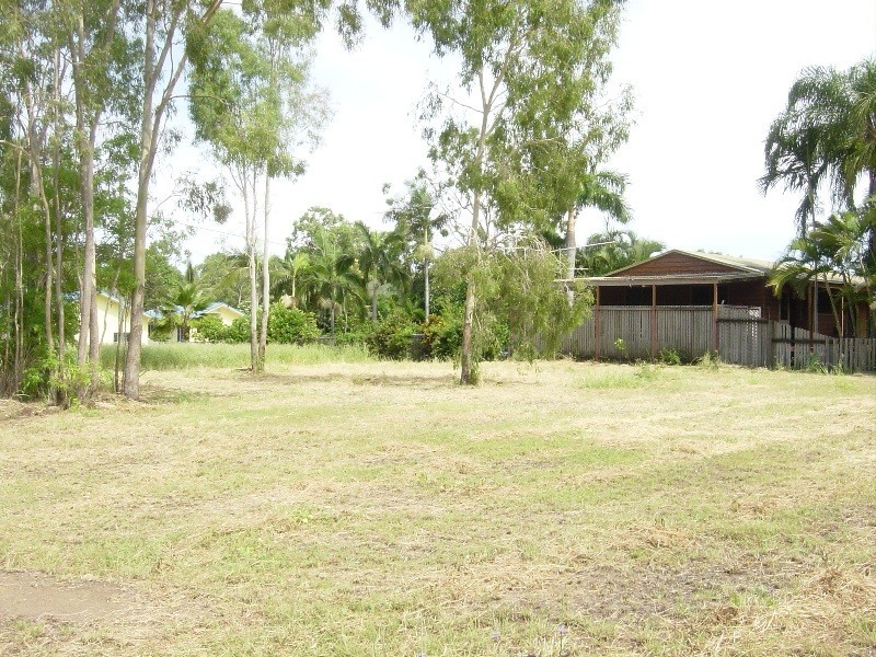 2 Bayside Court, Magnetic Island QLD 4819