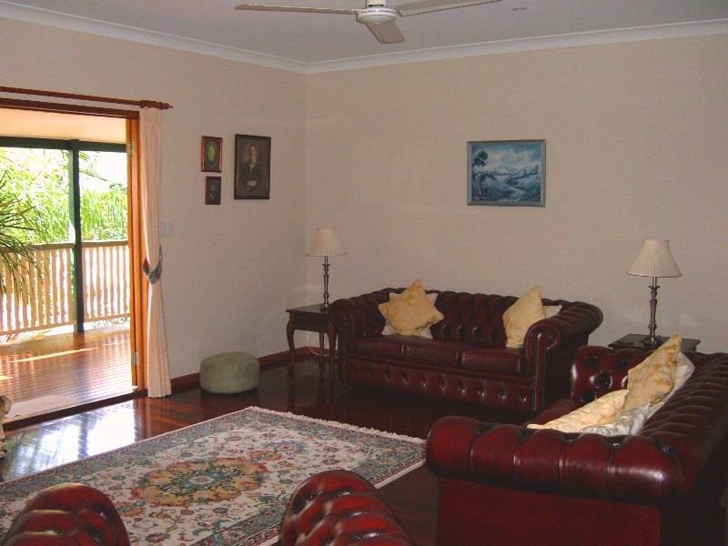 11 Bay Vista Court, Magnetic Island QLD 4819