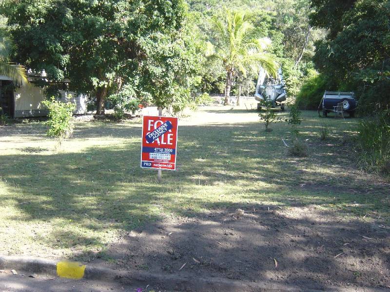 43 McCabe Cresent, Magnetic Island QLD 4819