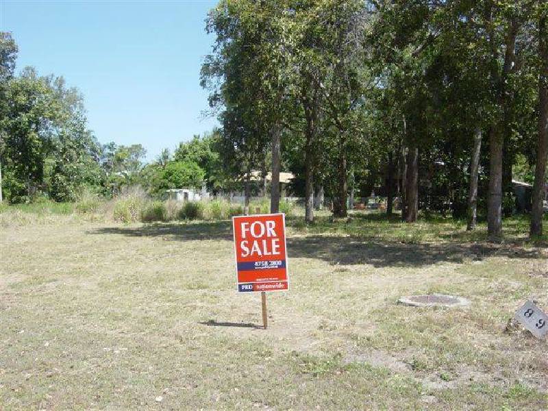10 Serene Place, Magnetic Island QLD 4819