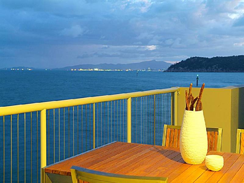 4202 One Bright Point , Magnetic Island QLD 4819