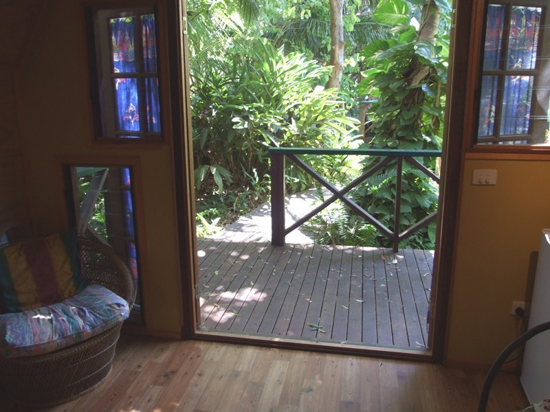 23 Barbarra Street, Magnetic Island QLD 4819