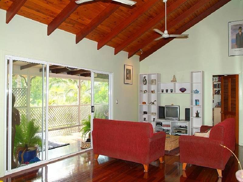 1 Trana Court, Magnetic Island QLD 4819