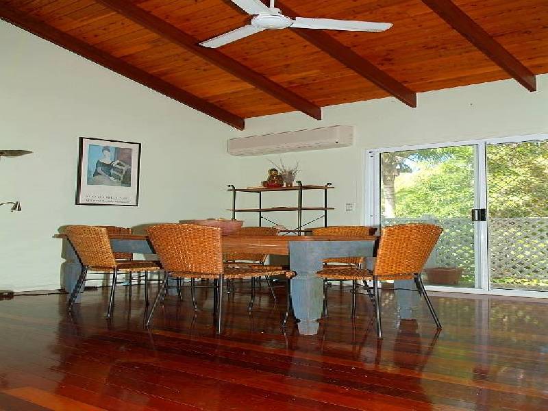 1 Trana Court, Magnetic Island QLD 4819