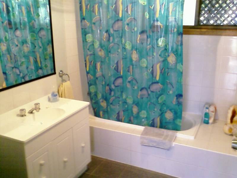 27 Somerset Street, Horseshoe Bay, Magnetic Island QLD 4819