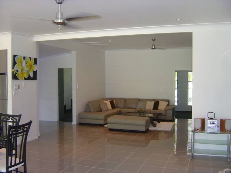 44 Barton Street, Magnetic Island QLD 4819