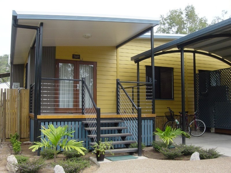 1/5 Serene Place, Magnetic Island QLD 4819