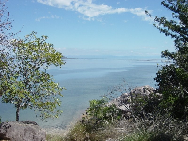 1 Picnic Street, Magnetic Island QLD 4819