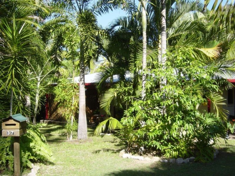 37 Nerita Crescent, Magnetic Island QLD 4819