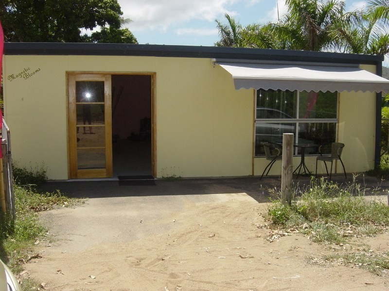 89 Gifford Street, Magnetic Island QLD 4819