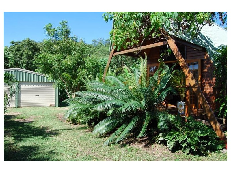 8 Somerset Court, Magnetic Island QLD 4819