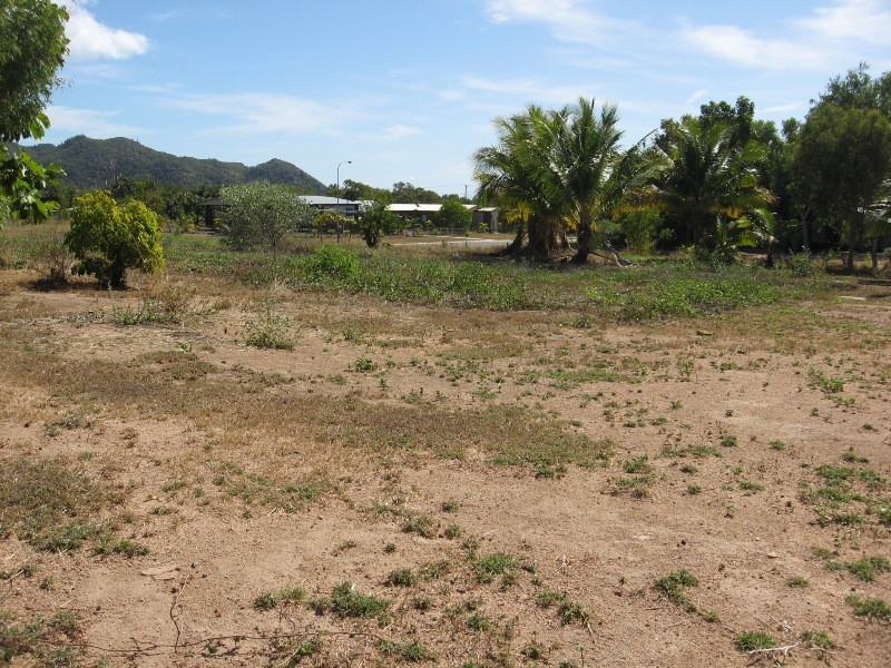 15 Wallaby Way, Horsebay Bay, Magnetic Island QLD 4819