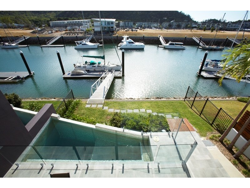 1/5 Terrace Place, Magnetic Island QLD 4819