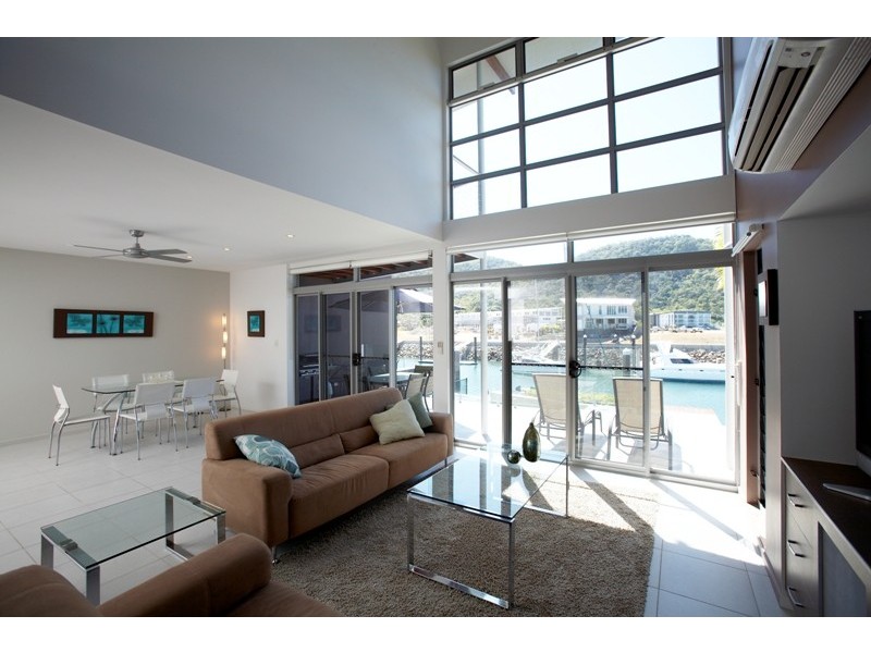 1/5 Terrace Place, Magnetic Island QLD 4819