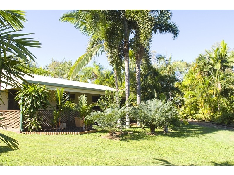 23 Compass Cres, Nelly Bay, Magnetic Island QLD 4819