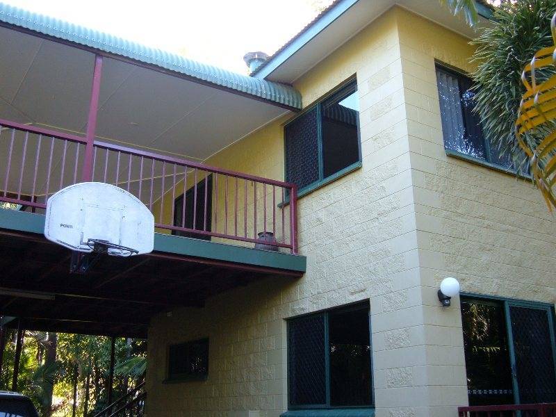 10 Bottiger Street, Magnetic Island QLD 4819