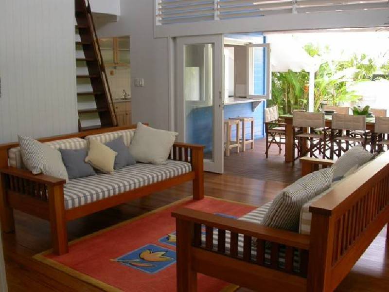 9 Cassia Crescent, Cardwell QLD 4849