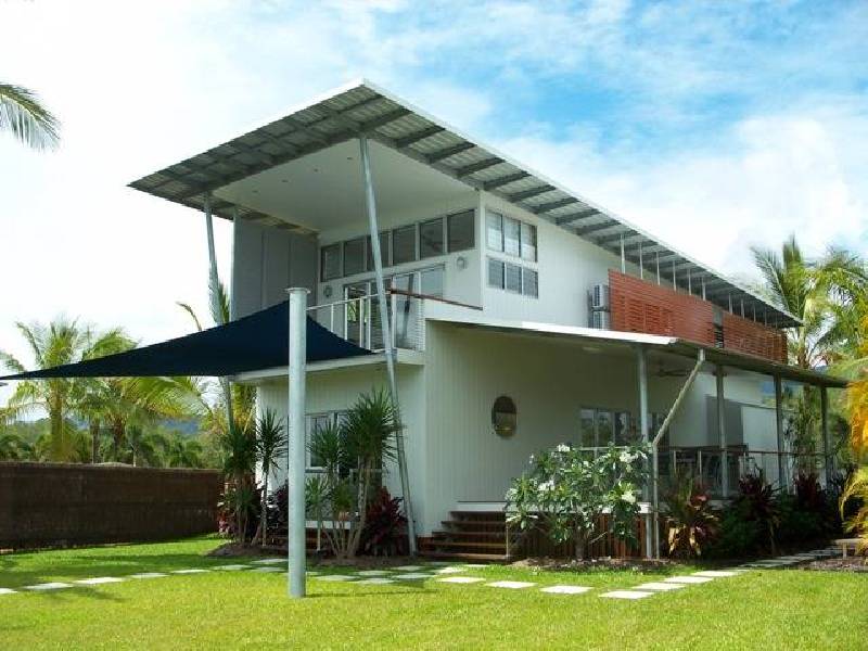 6 Cassia Cresent Port Hinchinbrook, Cardwell QLD 4849