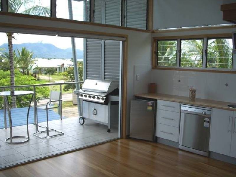 6 Cassia Cresent Port Hinchinbrook, Cardwell QLD 4849