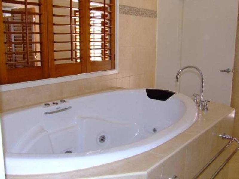 2/10 Royal Palm Avenue Port Hinchinbrook, Cardwell QLD 4849