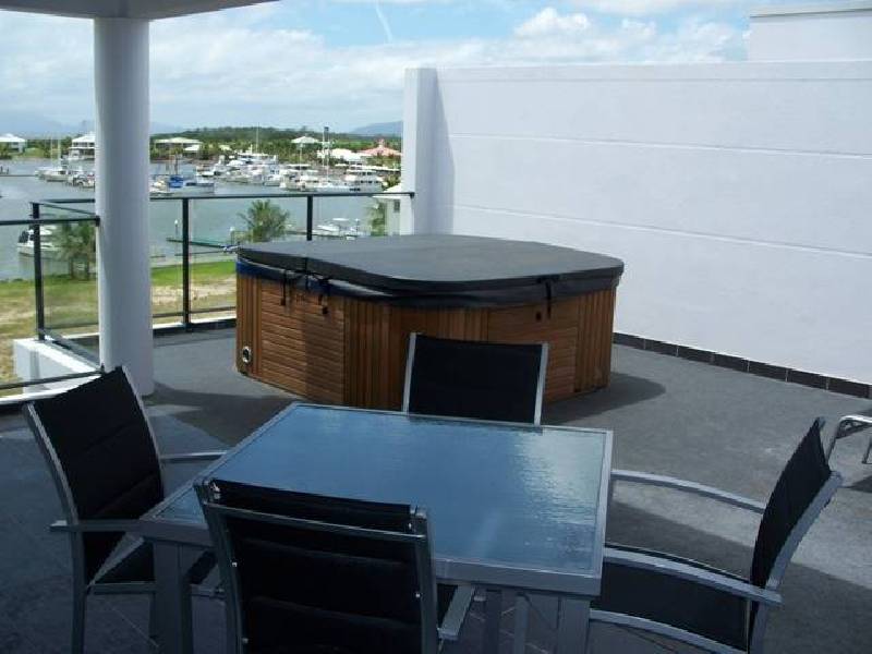 10 Poinciana Bvd       Port Hinchinbrook, Cardwell QLD 4849