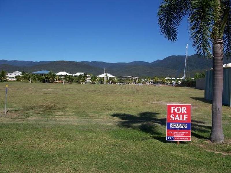 98 Keith Williams Drive, Cardwell QLD 4849